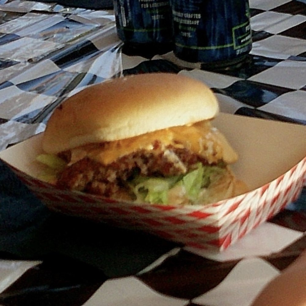 Single Berger with everything Single Berger with everything
