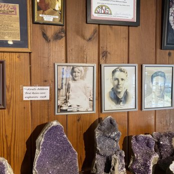 Cave Without A Name - Tours Near Me - Boerne, Texas