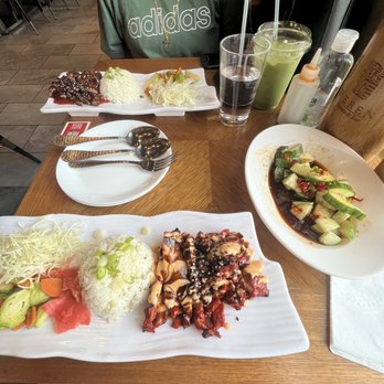 Reren - YUZU HONEY GRILLED CHICKEN, Cucumber Salad, CHALA GRILLED SKIRT STEAK - Asian Fusion Near Me - Washington, DC, District of Columbia Reren - YUZU HONEY GRILLED CHICKEN, Cucumber Salad, CHALA GRILLED SKIRT STEAK - Asian Fusion Near Me - Washington, DC, District of Columbia
