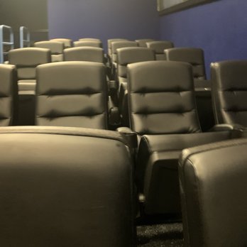 Cinemark Baldwin Hills - Seating - Cinema Near Me - Los Angeles, California