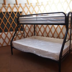 Redwood Meadow Campground - Bunkbed inside the yurt