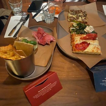 Starbucks Reserve - Small plates - Coffee & Tea Near Me - New York, New York Starbucks Reserve - Small plates - Coffee & Tea Near Me - New York, New York