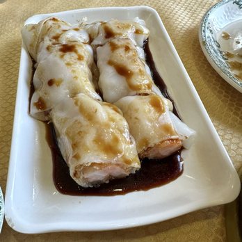 Golden Lake Pavilion - Cruller wrapped shrimp rice roll - Dim Sum Near Me - Flushing, New York Golden Lake Pavilion - Cruller wrapped shrimp rice roll - Dim Sum Near Me - Flushing, New York