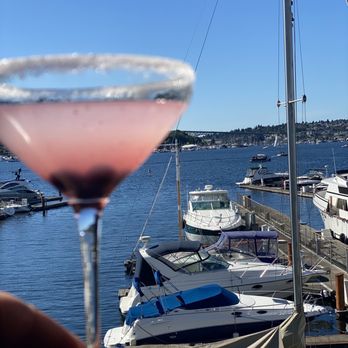 Duke's Seafood - Seafood Near Me - Seattle, Washington