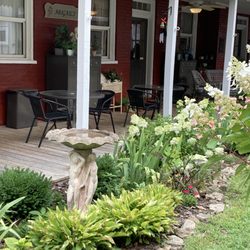 Abigail's Grape Leaf Bed & Breakfast