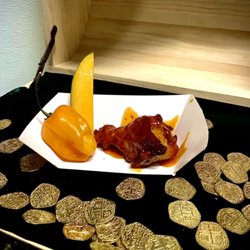 The Pirates Den - Mango habanero wings