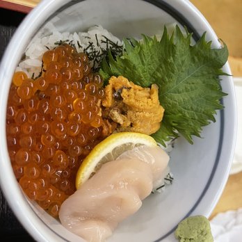 I-NABA - Ikura, hotate, uni bowl - Japanese Near Me - Honolulu, Hawaii I-NABA - Ikura, hotate, uni bowl - Japanese Near Me - Honolulu, Hawaii