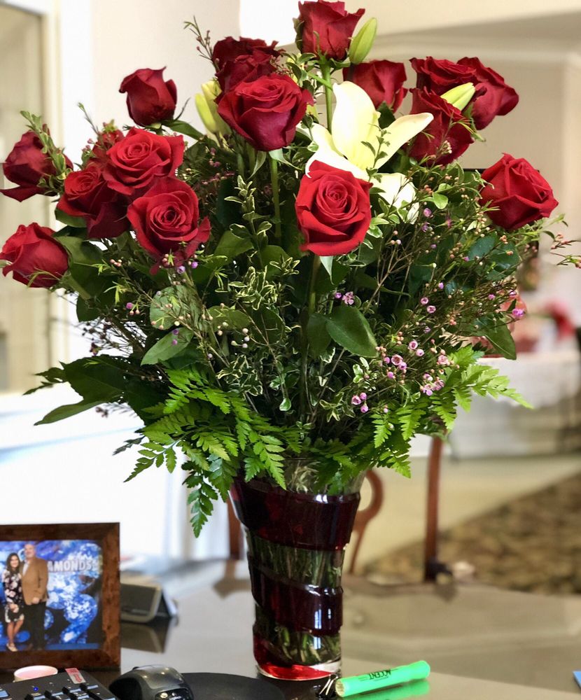 HOUSTON MEDICAL CENTER FLORIST 17 Photos & 12 Reviews Florists