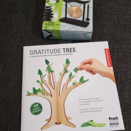 Zen gong, gratitude tree Zen gong, gratitude tree