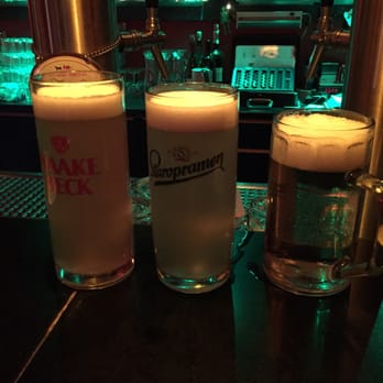 Astro Bar - Diese Bar war bei nicht wenigen sehr unterhaltsamen Abenden eine sehr wichtige Station. :) - Cocktail Bars Near Me - Berlin, BE Astro Bar - Diese Bar war bei nicht wenigen sehr unterhaltsamen Abenden eine sehr wichtige Station. :) - Cocktail Bars Near Me - Berlin, BE