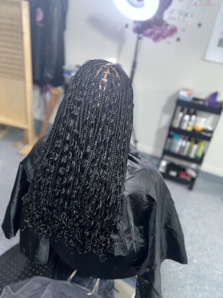 Houston Perfect Braids Logo