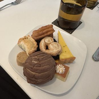 Xochi - Brunch Dessert - Mexican Near Me - Houston, Texas