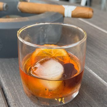 Cigars International - Bulleit Rye Old Fashioned & ADVentura the Royal Return Queen's Pearls Cigar - Tobacco Shops Near Me - Lutz, Florida Cigars International - Bulleit Rye Old Fashioned & ADVentura the Royal Return Queen's Pearls Cigar - Tobacco Shops Near Me - Lutz, Florida