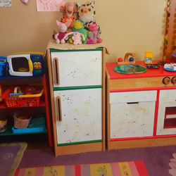Joyful Heart Day School - The kids love to "cook" delicious meals and treats in the kitchen