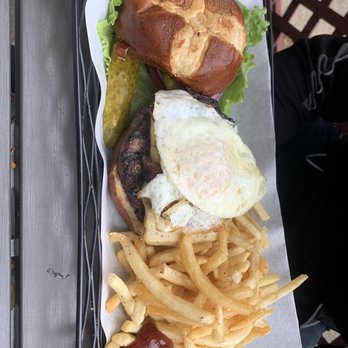 Bar on Buena - Antonio Burger - American Near Me - Chicago, Illinois Bar on Buena - Antonio Burger - American Near Me - Chicago, Illinois