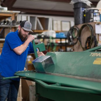 Aire Solutions - Our expert team hard at work! - Heating & Air Conditioning/HVAC Near Me - Poplar Bluff, Missouri