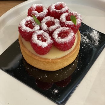 Bachour - Lemon tart - Bakeries Near Me - Coral Gables, Florida Bachour - Lemon tart - Bakeries Near Me - Coral Gables, Florida