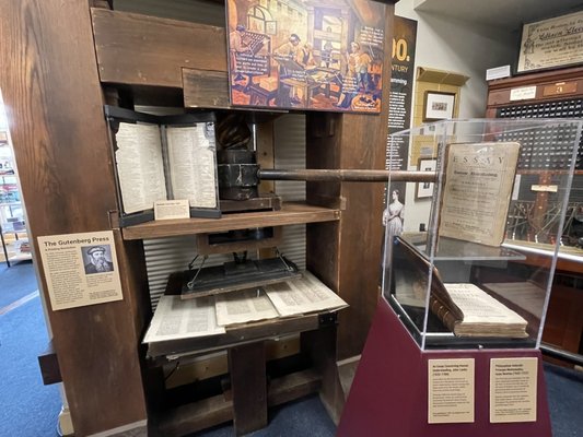 American Computer & Robotics Museum by null