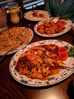 Golden China Chinese Restaurant by null