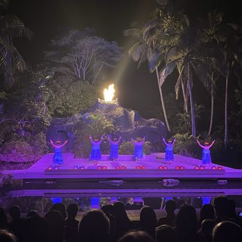 Smith's Family Garden Luau - Show - Music Venues Near Me - Kapaa, Hawaii