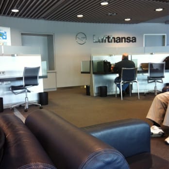 Lufthansa Business Lounge - Computer area - Airport Lounges Near Me - Dusseldorf, NW Lufthansa Business Lounge - Computer area - Airport Lounges Near Me - Dusseldorf, NW