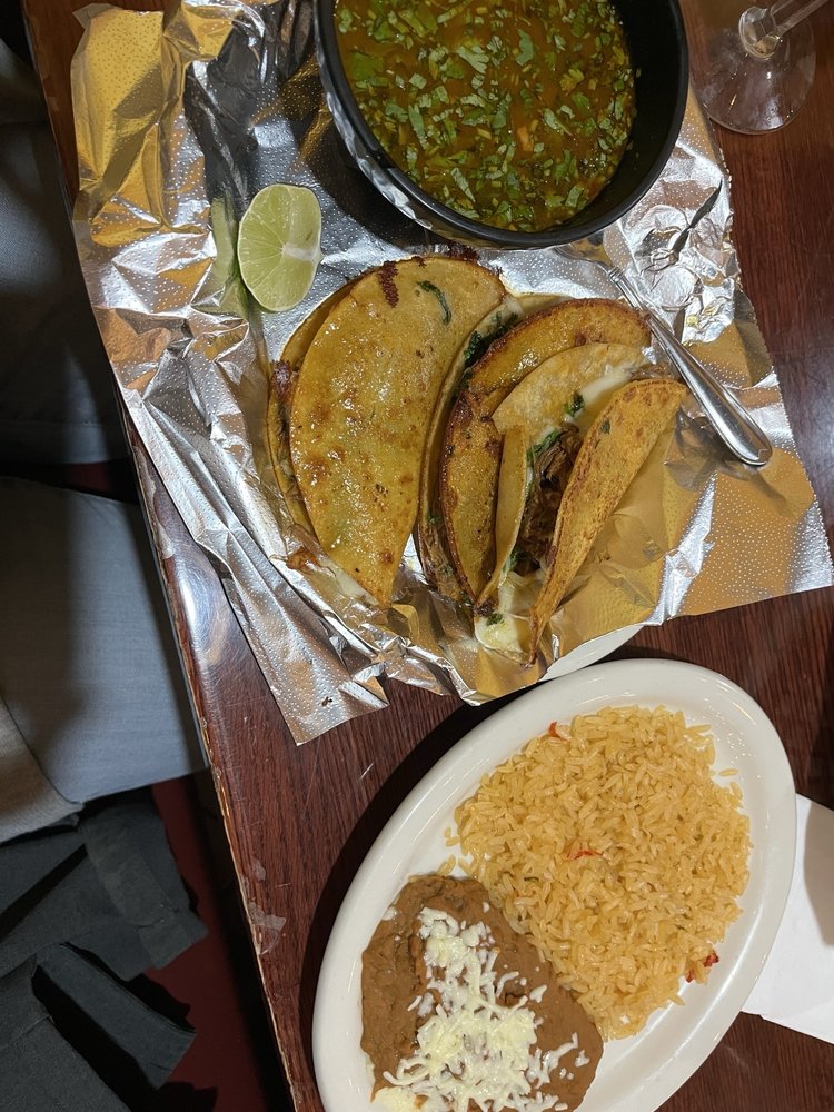 Compadres Mexican Grill
