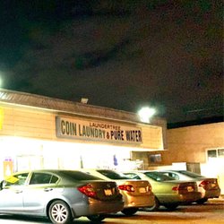 LaunderTree Coin Laundry & Pure Water - Busy on a Saturday night