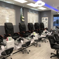 Luxury Nails and Spa