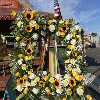 Long Beach Flowers - Flowers funeral frame - Florists Near Me - Long Beach, California