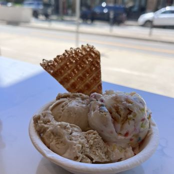 Jeni's Splendid Ice Creams - Ice Cream & Frozen Yogurt Near Me - Atlanta, Georgia Jeni's Splendid Ice Creams - Ice Cream & Frozen Yogurt Near Me - Atlanta, Georgia