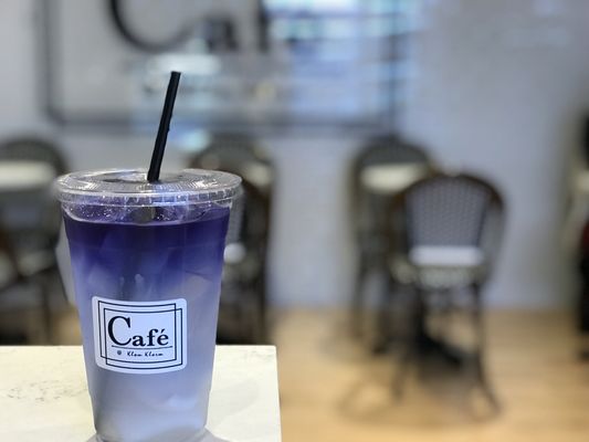 Cafe at Klom Klorm by null