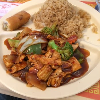 China Place - Excellent Hunan chicken, fried rice and egg roll. Good place to stumble upon today while in Des Moines. - Chinese Near Me - Des Moines, Iowa China Place - Excellent Hunan chicken, fried rice and egg roll. Good place to stumble upon today while in Des Moines. - Chinese Near Me - Des Moines, Iowa