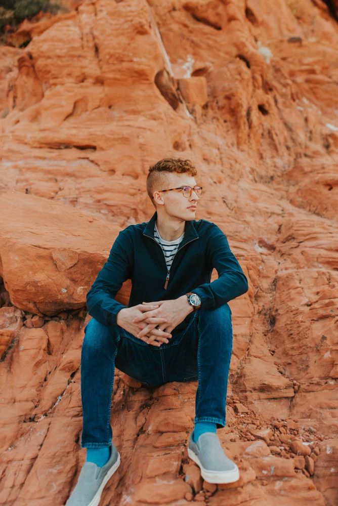 Artisan Grooming Parlor Logo