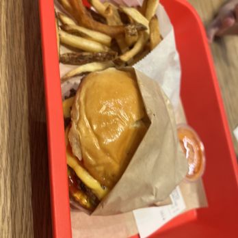 Swizzler Crispy Chicken + Smash Burgers - Burgers Near Me - Washington, DC, District of Columbia Swizzler Crispy Chicken + Smash Burgers - Burgers Near Me - Washington, DC, District of Columbia
