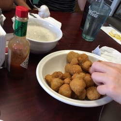 Harry's Hideaway Restaurant & Family Dining - Fried Mushrooms and cream gravy... Awesome!!