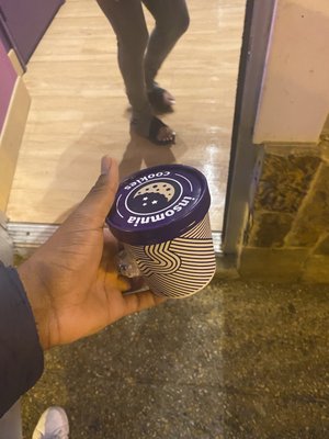 Insomnia Cookies by null