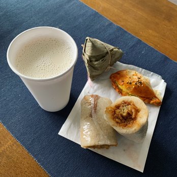 Yi Mei - Hot soy milk, Taiwanese tamale, curry puff, rice roll - Taiwanese Near Me - Monrovia, California Yi Mei - Hot soy milk, Taiwanese tamale, curry puff, rice roll - Taiwanese Near Me - Monrovia, California