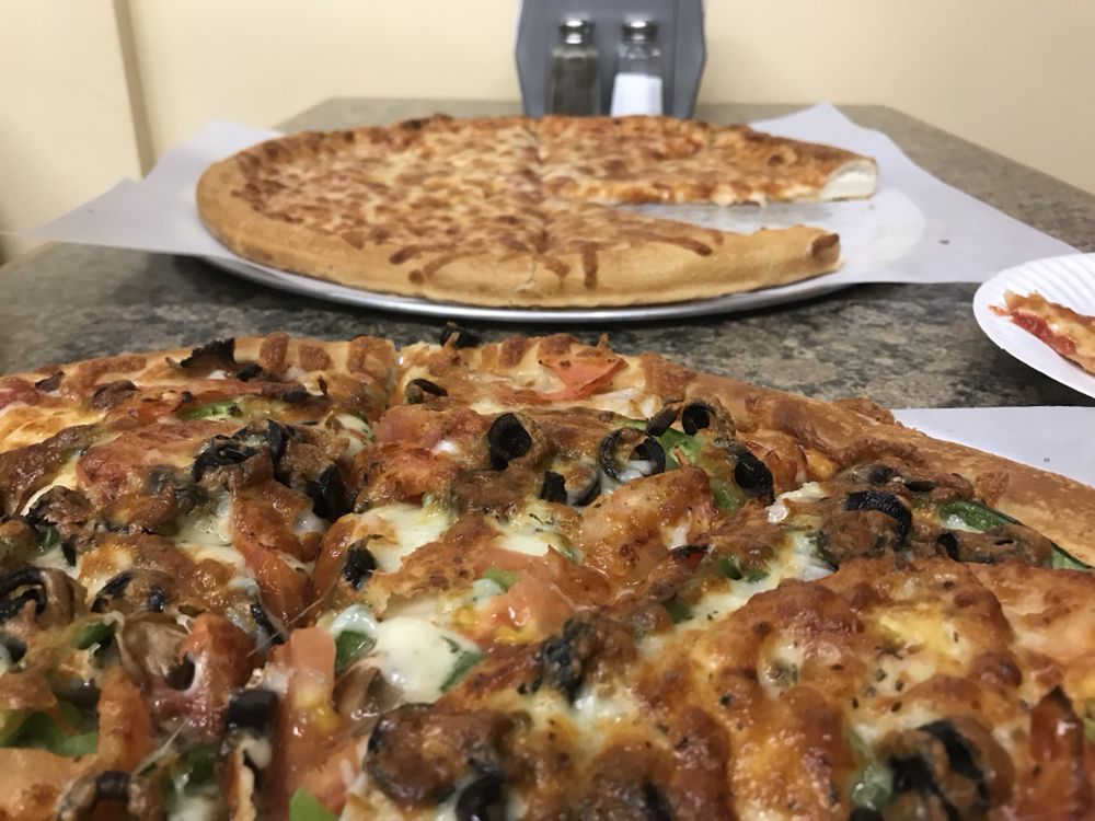 ANDOVER DELI AND PIZZERIA Updated October 2024 43 Photos & 69