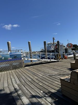 Spanky's Clam Shack and Seaside Saloon by null