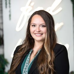 Krystal Vaughn Galveston Realtor