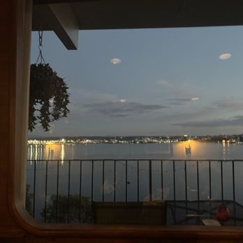 The Cliff House - Outside View - Seafood Near Me - Tacoma, Washington The Cliff House - Outside View - Seafood Near Me - Tacoma, Washington