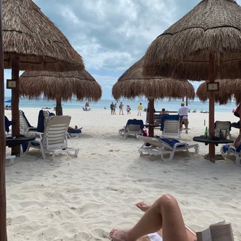 Privilege Aluxes - The ocean from where I planted my ass for the day - Hotels Near Me - Isla Mujeres, ROO