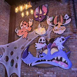 Wonderwood Springs - Loving the Halloween decorations
