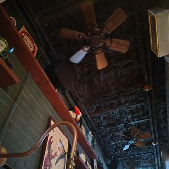 Kelly’s Irish Pub - Pubs Near Me - Austin, Texas