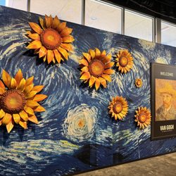 Van Gogh: The Immersive Experience - Entrance