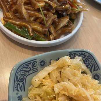 Jinweide Lanzhou Beef Noodles - Spicy pig ear, and house picked cabbage - Noodles Near Me - Millbrae, California Jinweide Lanzhou Beef Noodles - Spicy pig ear, and house picked cabbage - Noodles Near Me - Millbrae, California