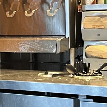 Chipotle Mexican Grill - Grimy beverage station - Mexican Near Me - Portland, Oregon