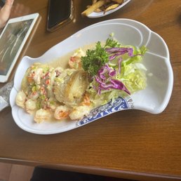 Chillo relleño de pulpo y camarones Chillo relleño de pulpo y camarones