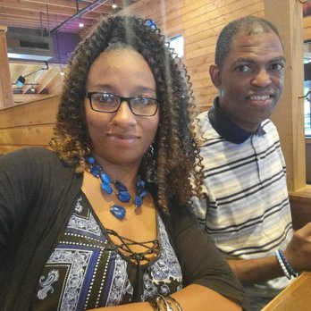 Logan's Roadhouse - Steakhouses Near Me - Chattanooga, Tennessee