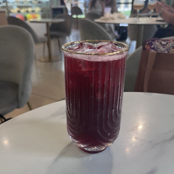 Un Attimo Coffee - hibiscus lemonade - Coffee & Tea Near Me - Plantation, Florida